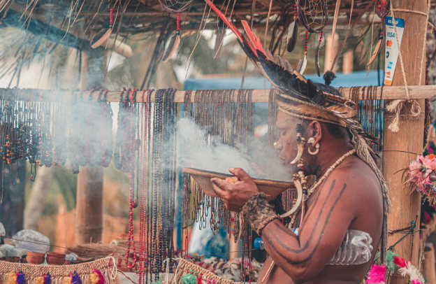 Cultural Immersion: How Participating in Local Traditions Strengthens Diaspora Identity