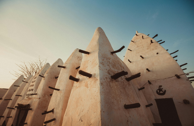 Exploring Africa’s Historical Sites: Tourism as a Pathway to Ancestral Knowledge